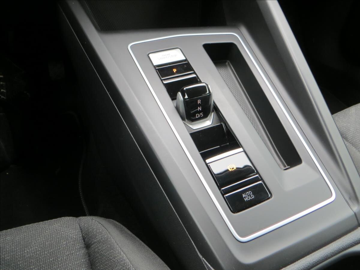 Volkswagen Golf Kombi 1,5 l 110 kw