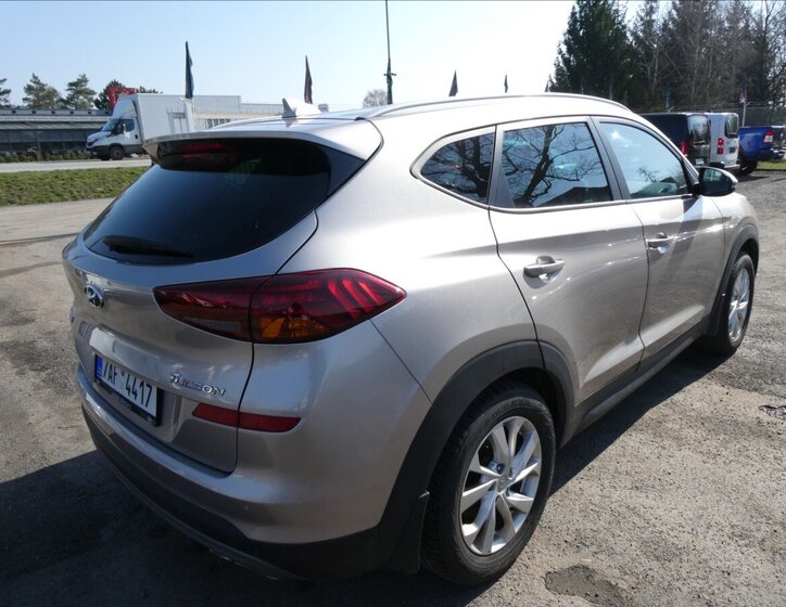 Hyundai Tucson SUV / Terénní 1,6 l 85 kw
