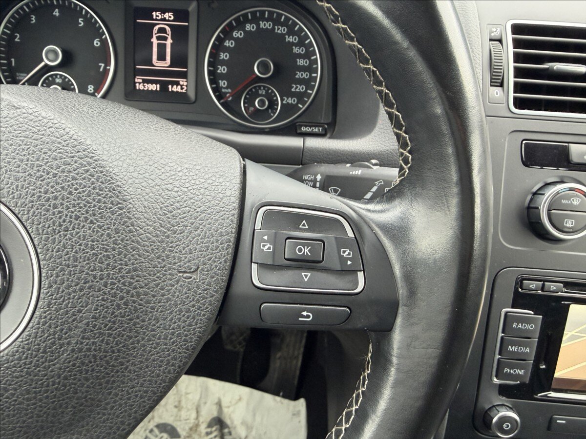 Volkswagen Touran MPV 1,2 l 77 kw