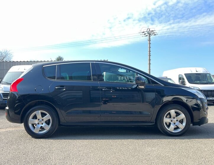 Peugeot 3008 MPV 2,0 l 120 kw