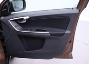 Volvo XC60 SUV 5,2 l 151 kw