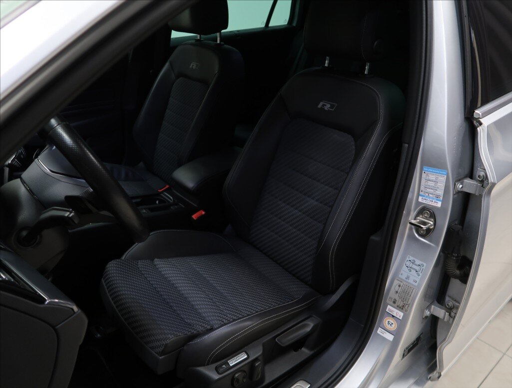 Volkswagen Passat Kombi 2,0 l 147 kw