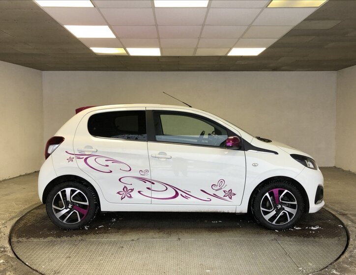 Peugeot 108 8