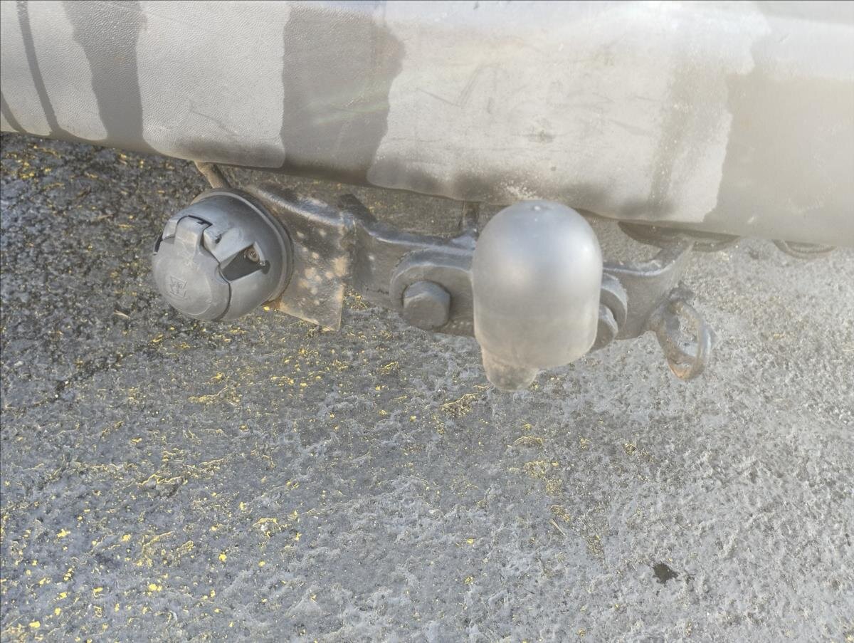 Volkswagen Transporter Kombi 1,9 l 63 kw