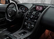 Aston Martin V8 Vantage Kupé 4,7 l 313 kw