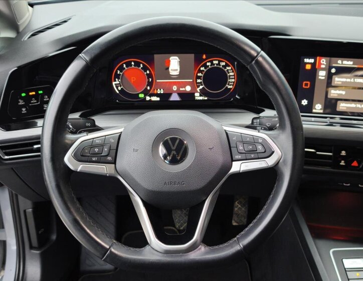 Volkswagen Golf Kombi 1,5 l 96 kw