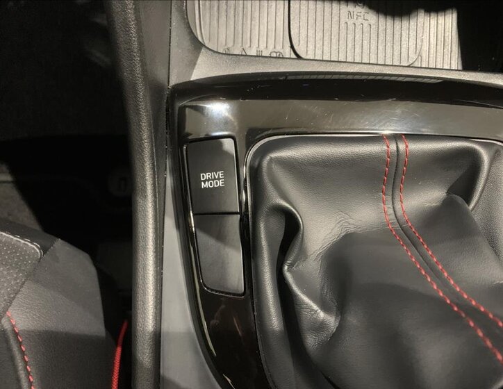 Hyundai Tucson SUV 1,6 l 117 kw