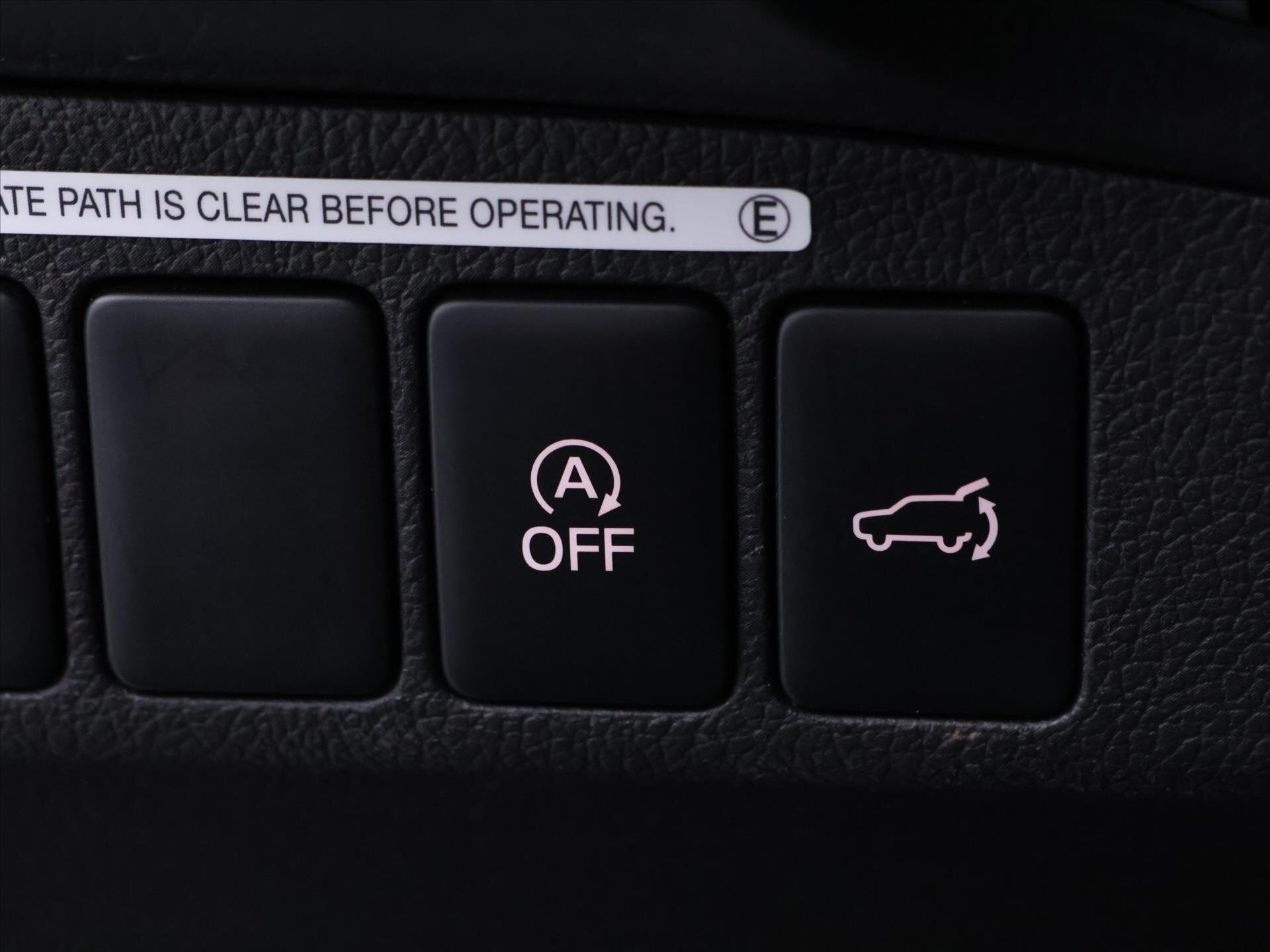 Mitsubishi Outlander SUV / Terénní 2,0 l 110 kw