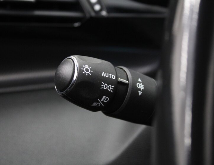 Peugeot 308 Hatchback 1,2 l 96 kw