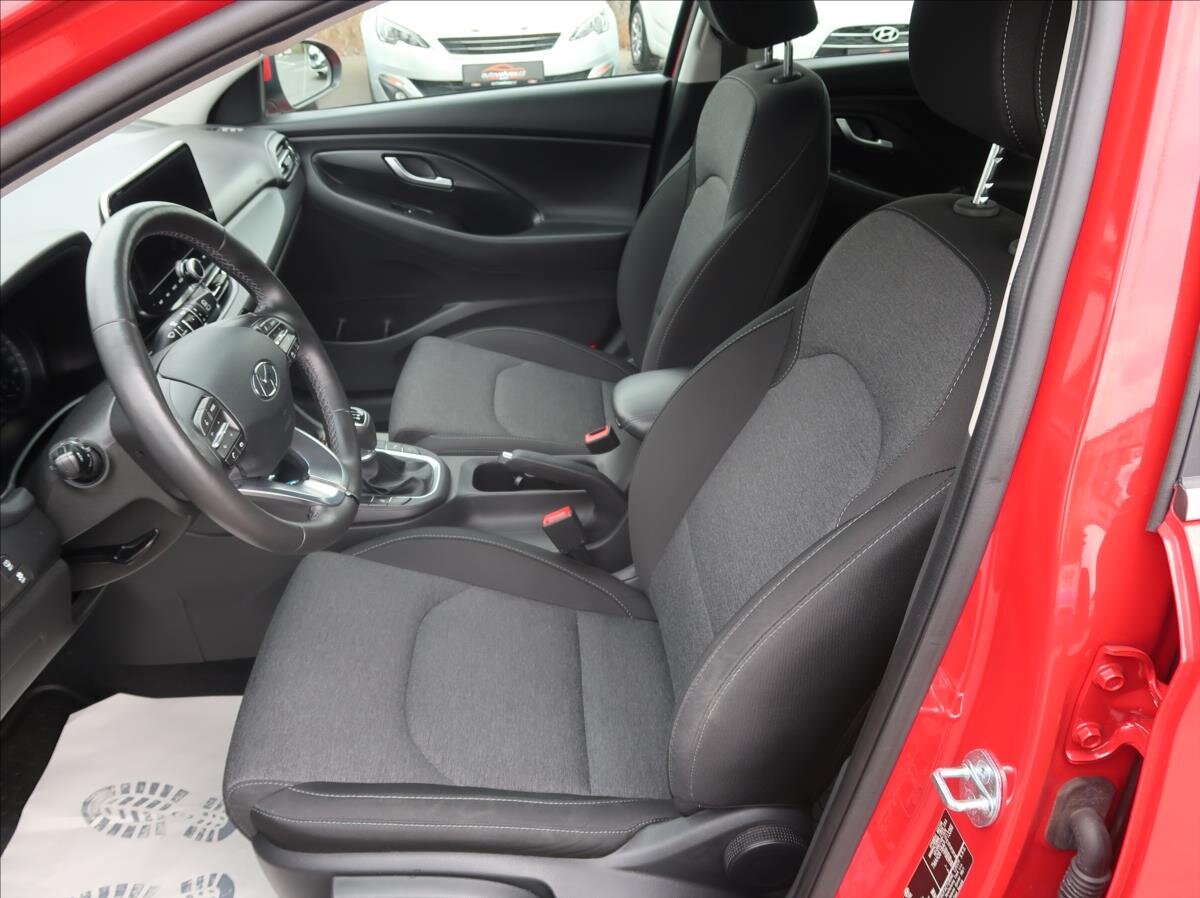 Hyundai i30 Hatchback 998,0 88 kw