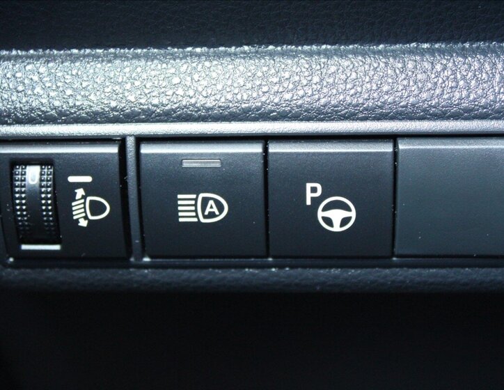 Toyota Corolla Kombi 2,0 l 112 kw