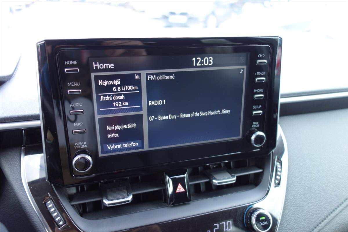 Toyota Corolla Sedan / Limuzína 1,6 l 97 kw