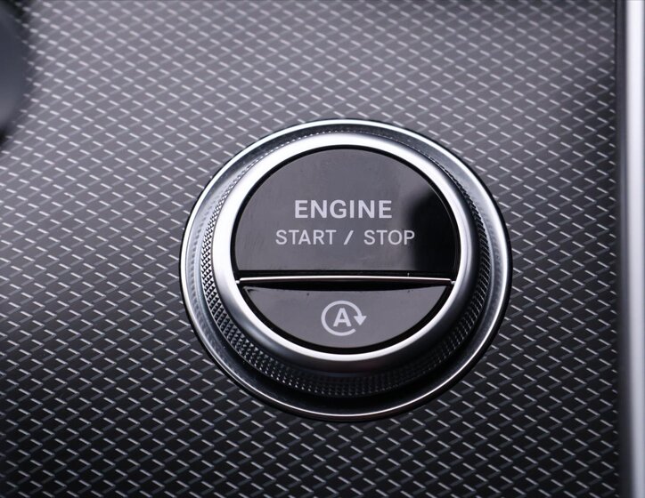 Mercedes-Benz Třídy C Sedan 1,5 l 150 kw