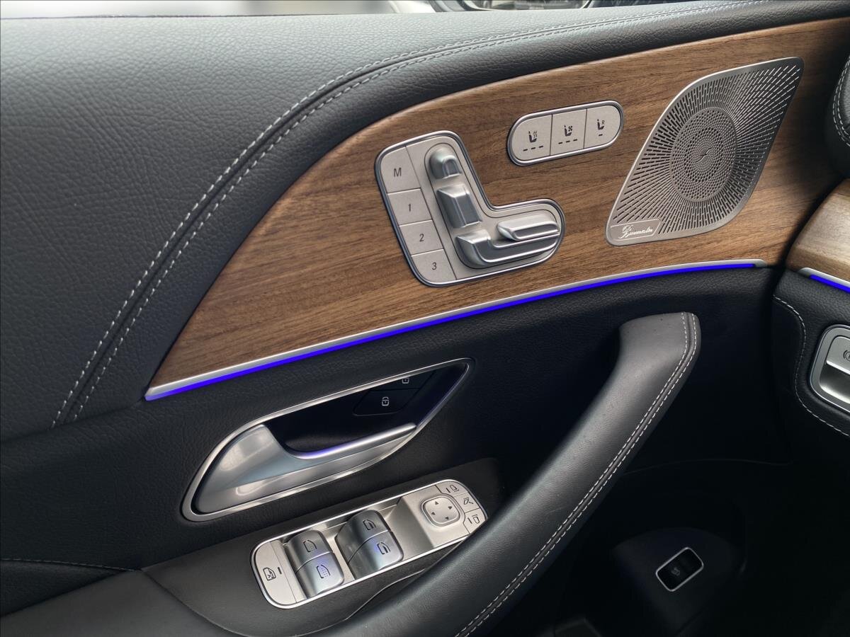 Mercedes-Benz GLS SUV / Terénní 4,0 l 380 kw