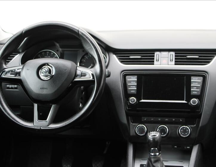 Škoda Octavia 19