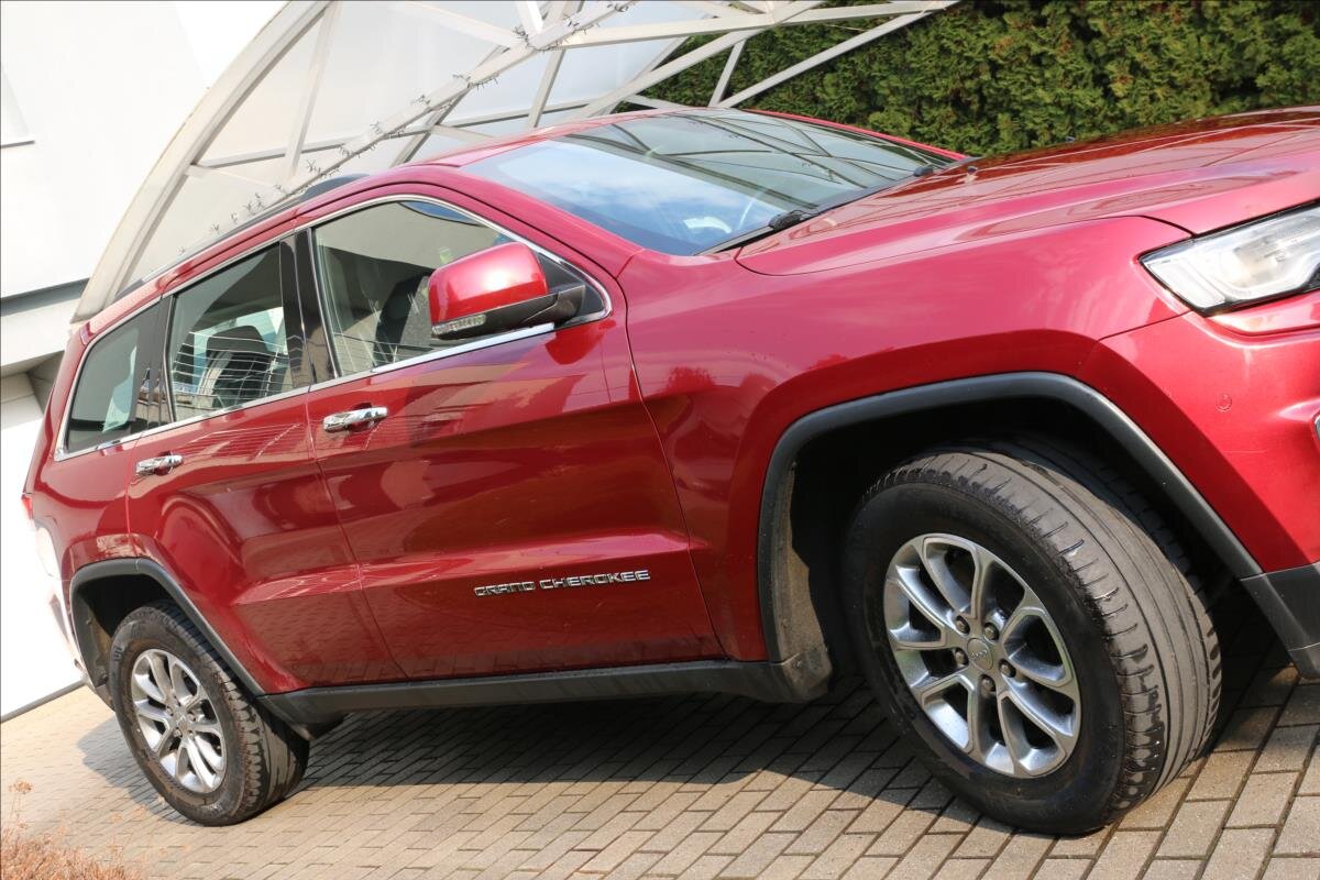Jeep Grand Cherokee Kombi 3,0 l 184 kw