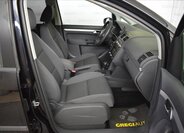 Volkswagen Touran MPV 1,6 l 77 kw