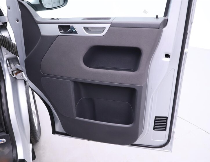 Volkswagen Multivan Kombi 2,0 l 103 kw