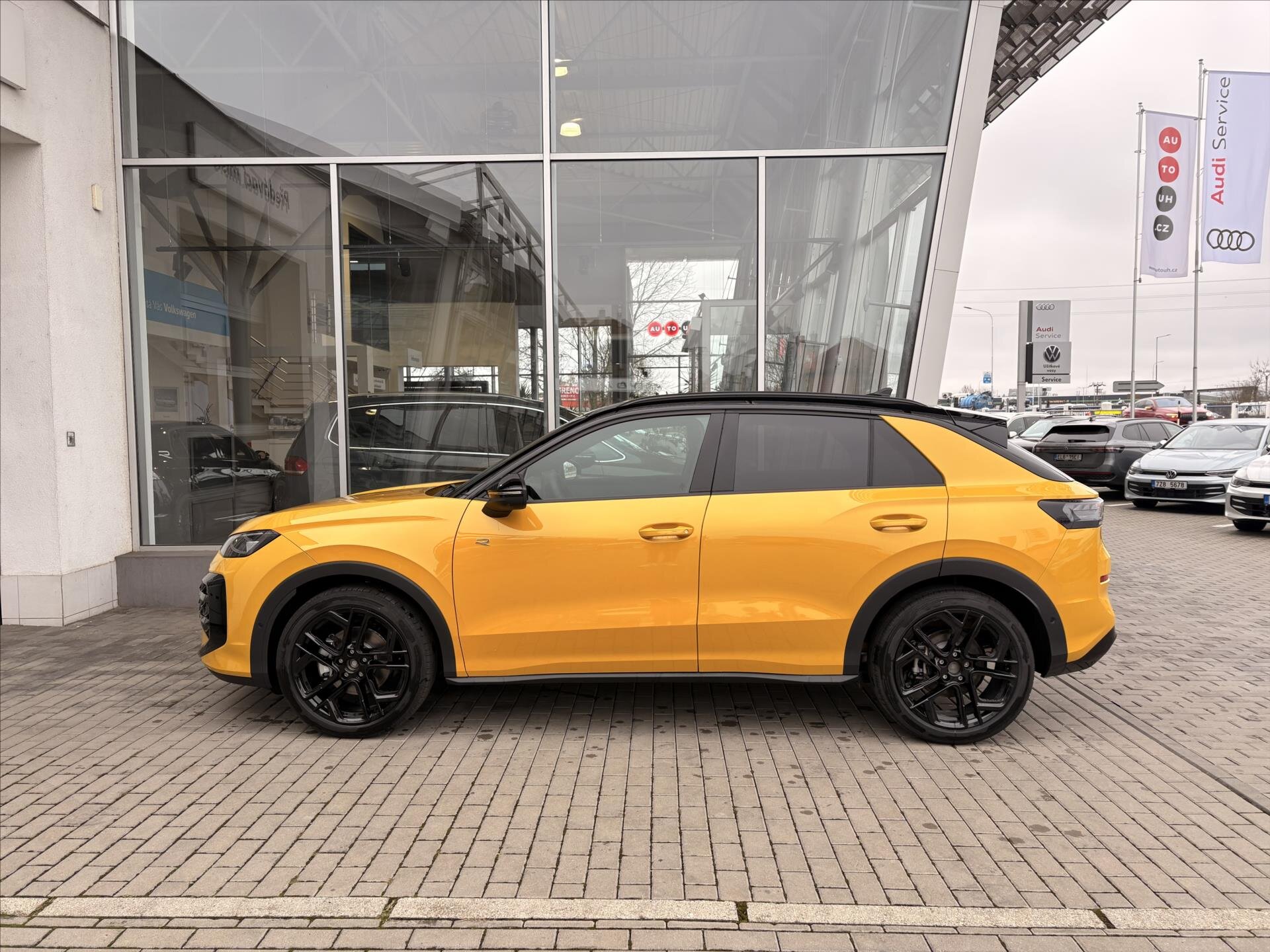 Volkswagen T-Roc SUV / Terénní 1,5 l 110 kw