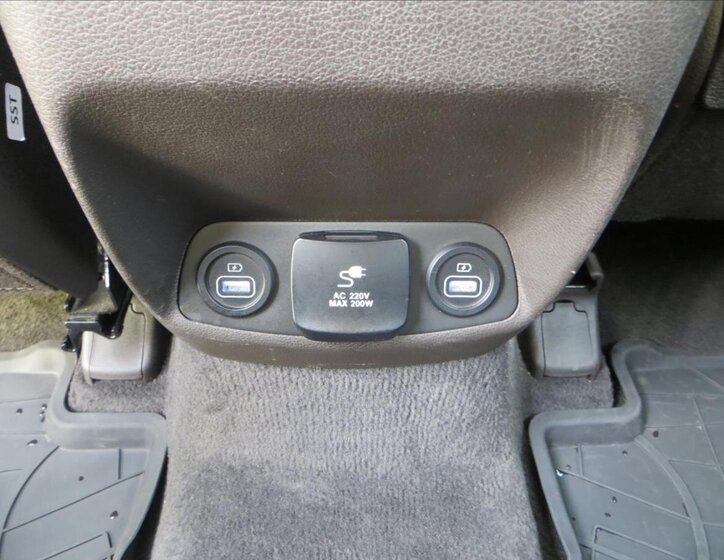 Hyundai Santa Fe SUV 2,2 l 142 kw