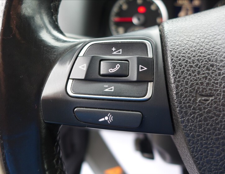 Volkswagen Tiguan 17