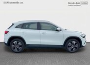 Mercedes-Benz GLA 4