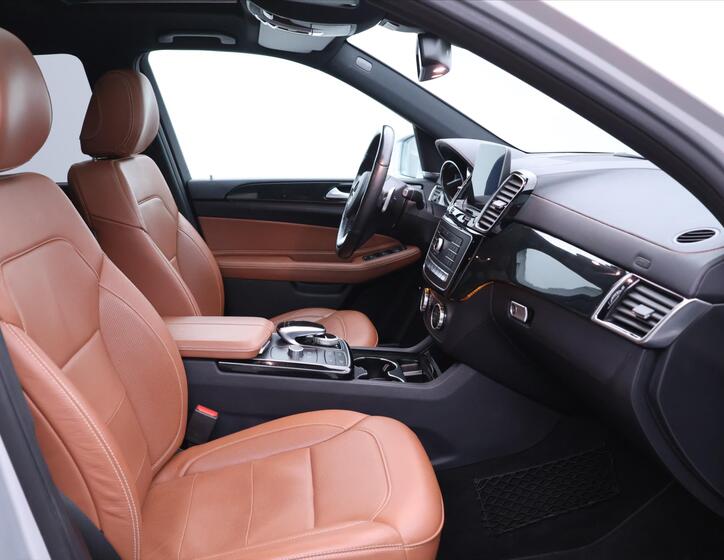 Mercedes-Benz GLS 67