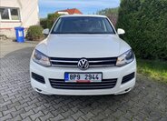 Volkswagen Touareg 8
