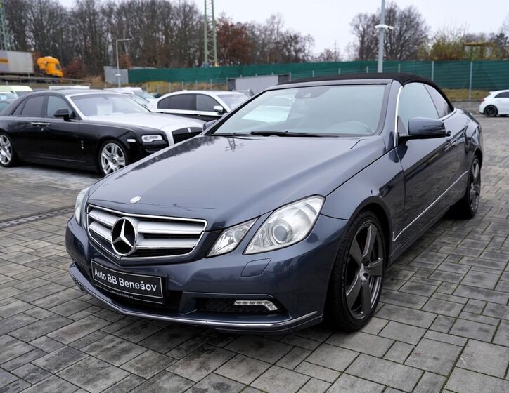 Mercedes-Benz Třídy E 2