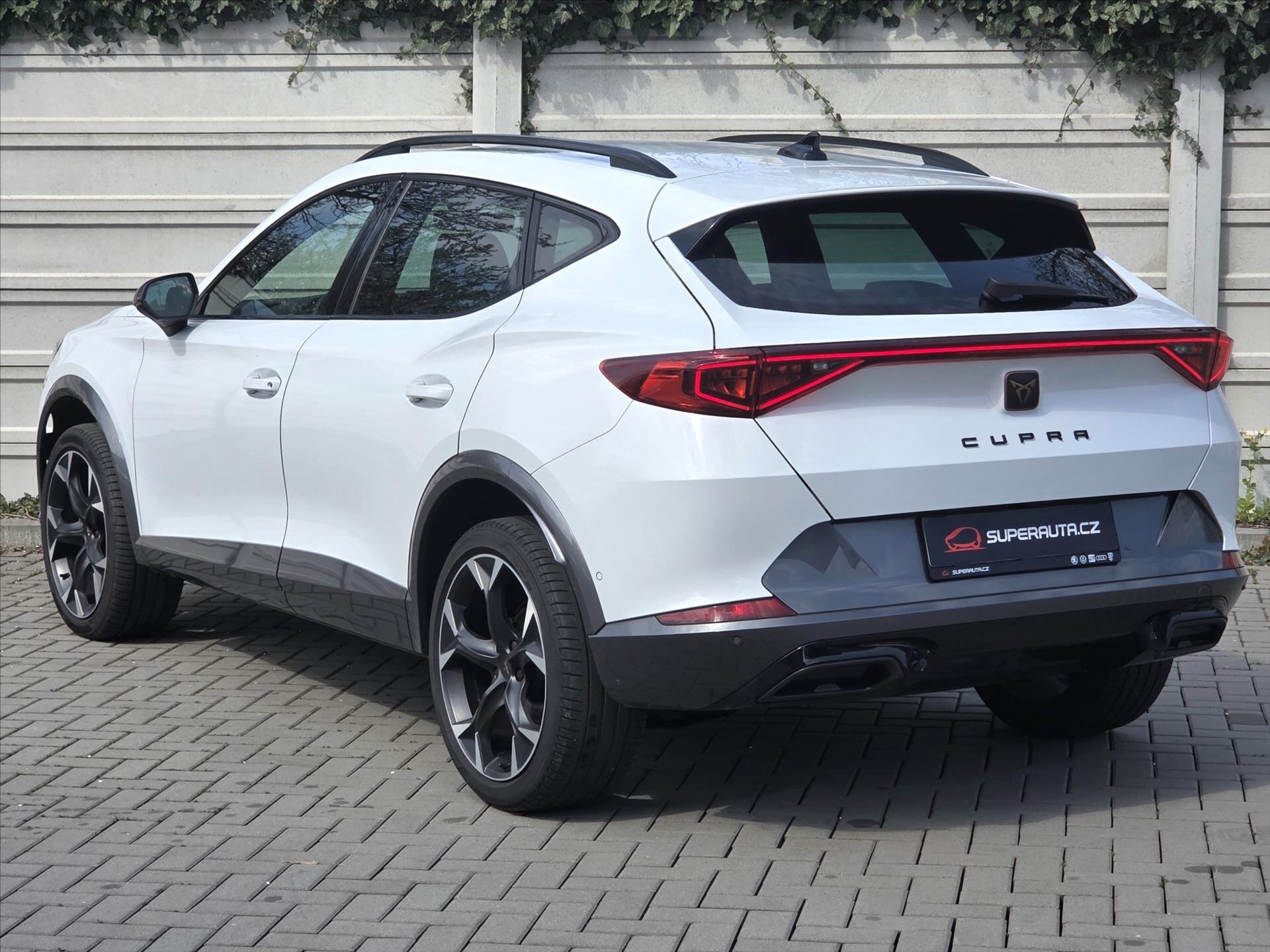 Cupra Formentor SUV / Terénní 2,0 l 140 kw