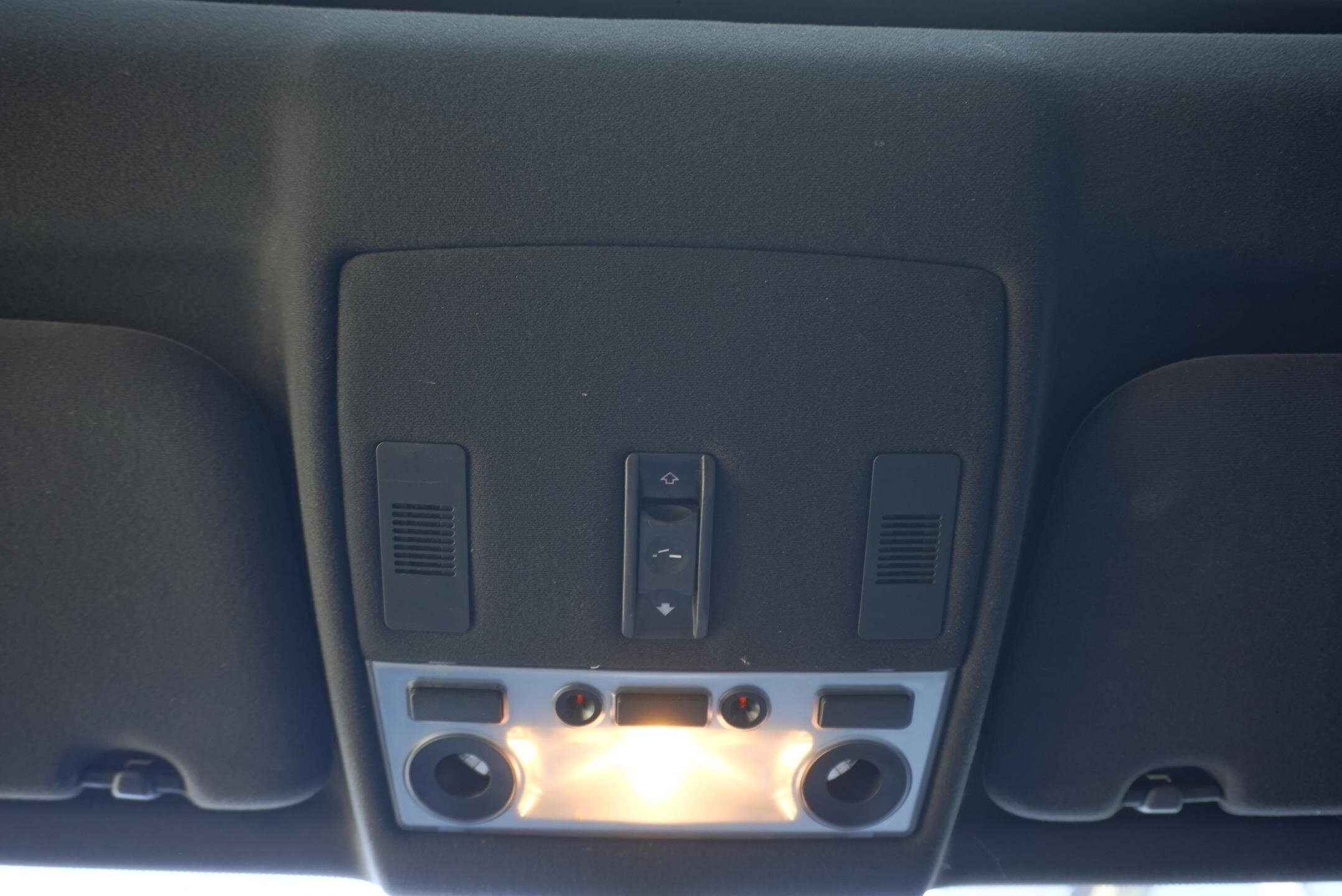 BMW M5 Sedan 5,0 l 373 kw