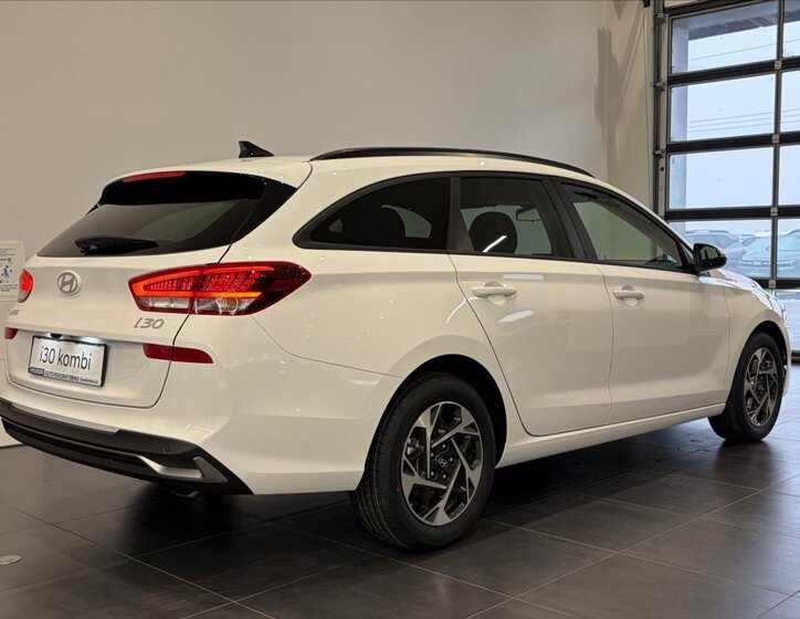 Hyundai i30 Kombi 1,6 l 110 kw