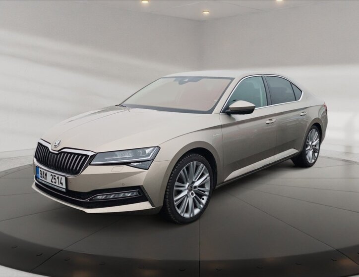 Škoda Superb 2