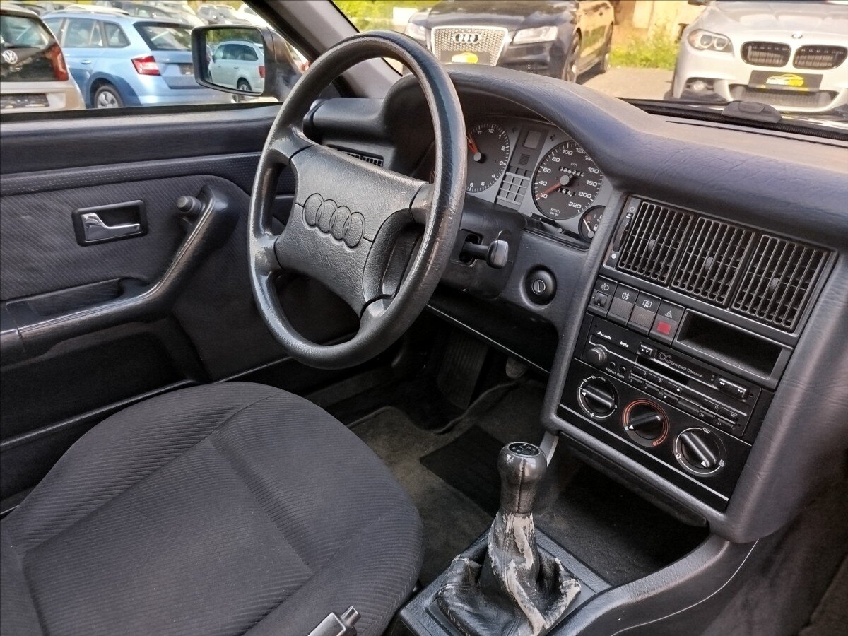 Audi 80 Sedan / Limuzína 2,0 l 66 kw