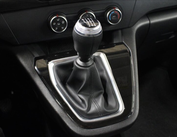 Renault Kangoo MPV 1,3 l 75 kw