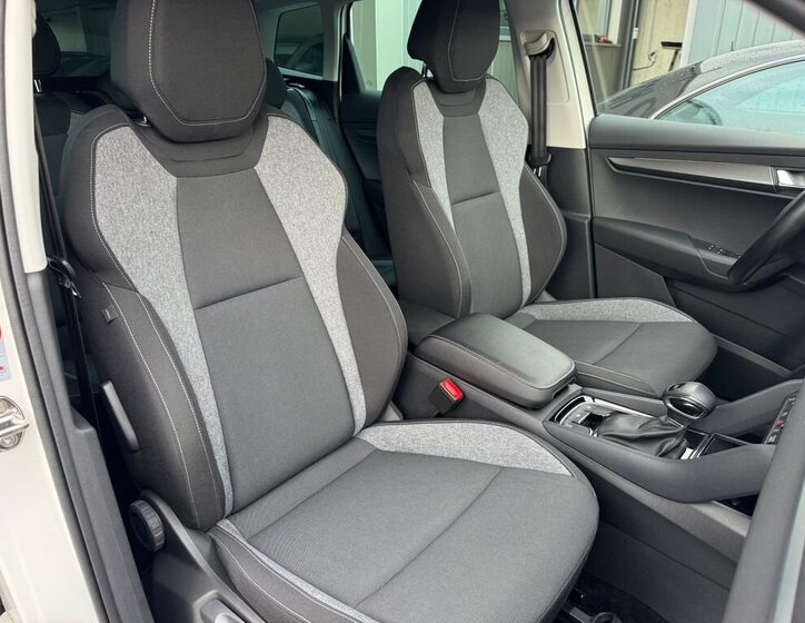 Škoda Karoq SUV 1,5 l 110 kw