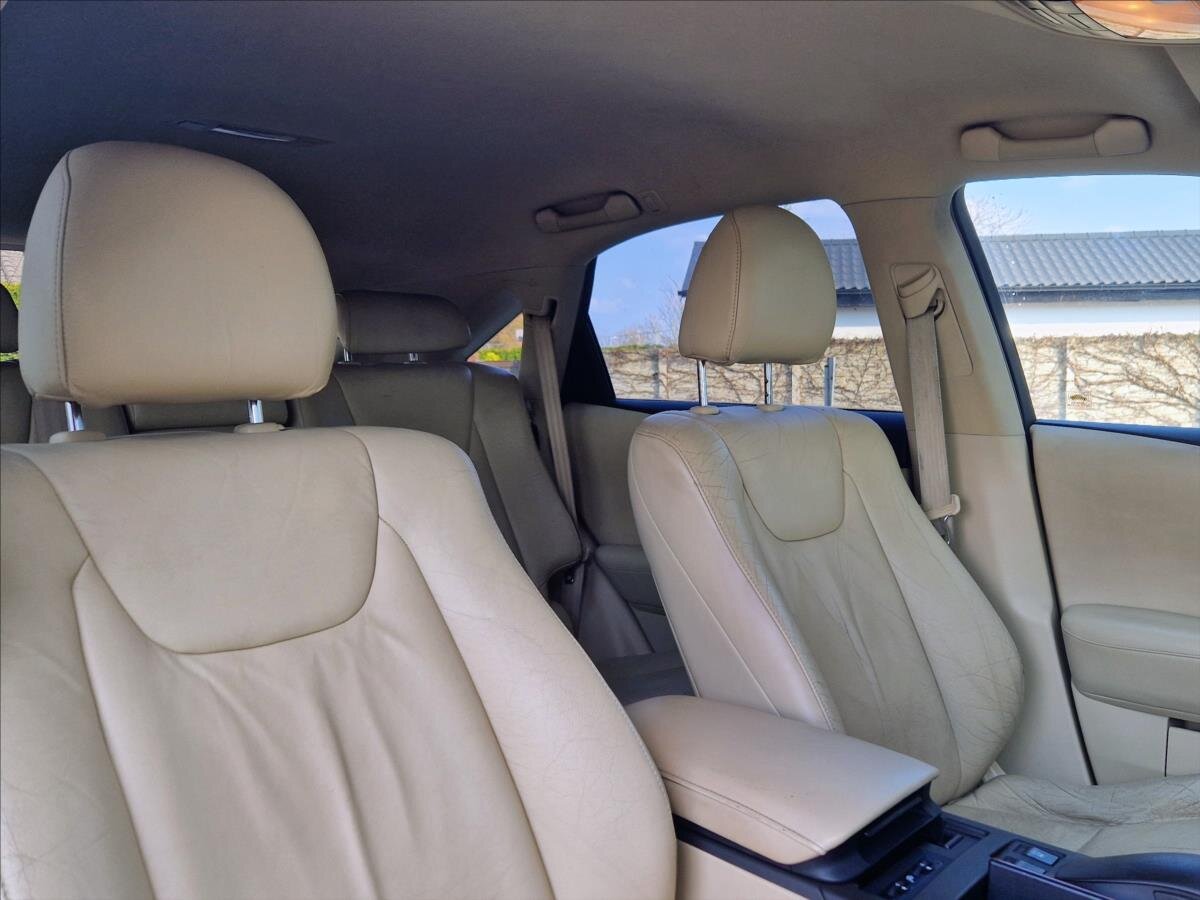 Lexus RX 450h SUV / Terénní 3,5 l 183 kw