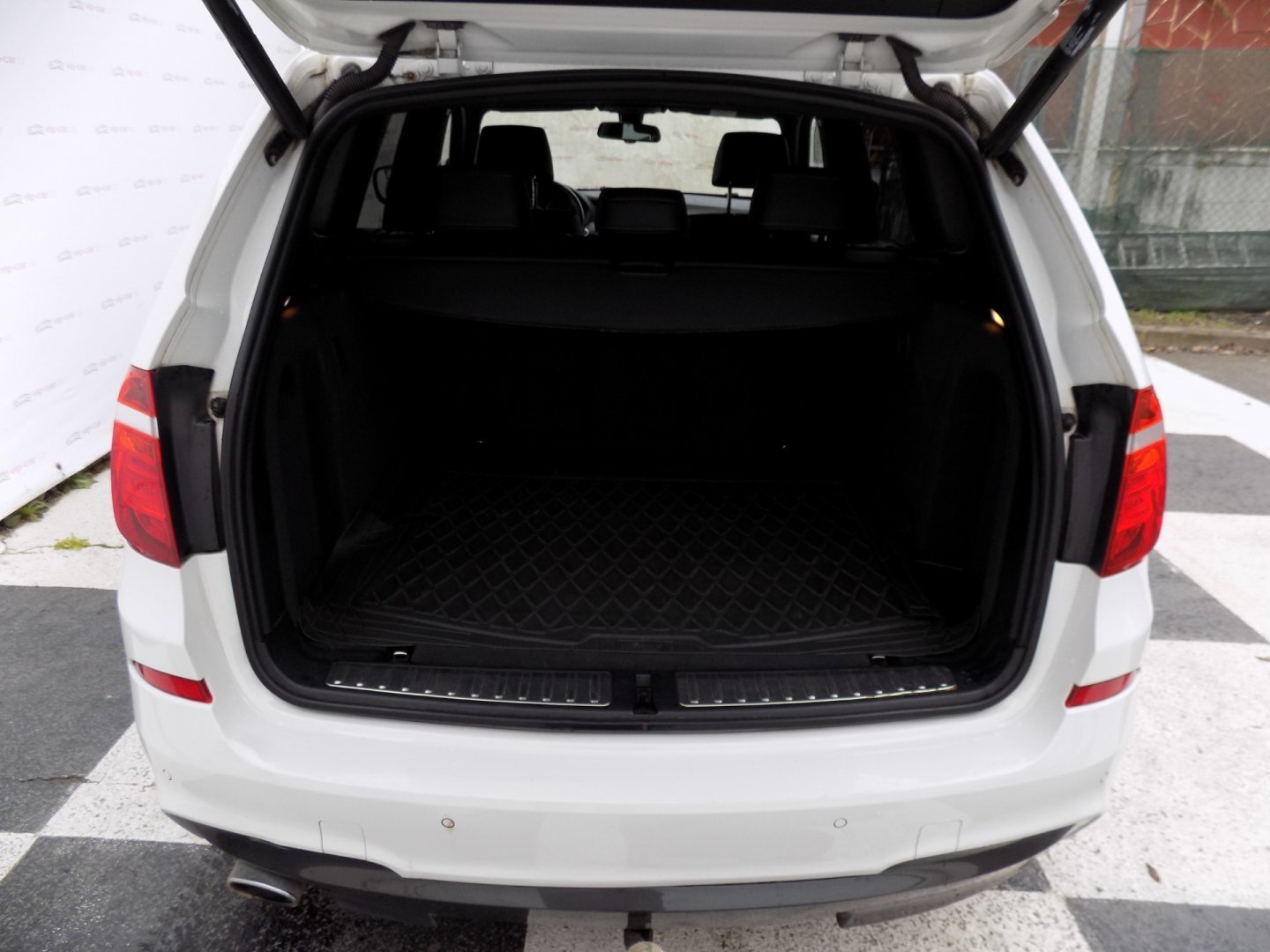 BMW X3 SUV / Terénní 2,0 l 135 kw