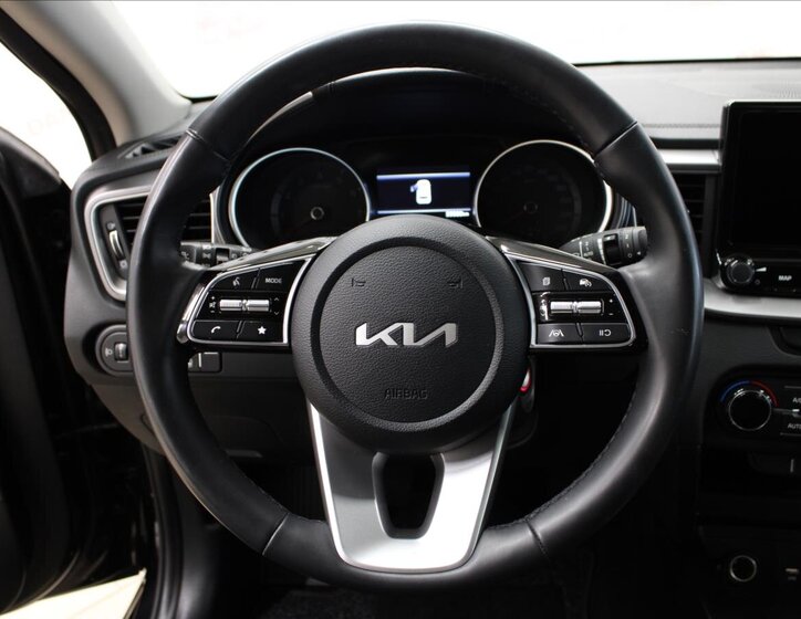 KIA Ceed Hatchback 1,5 l 117 kw