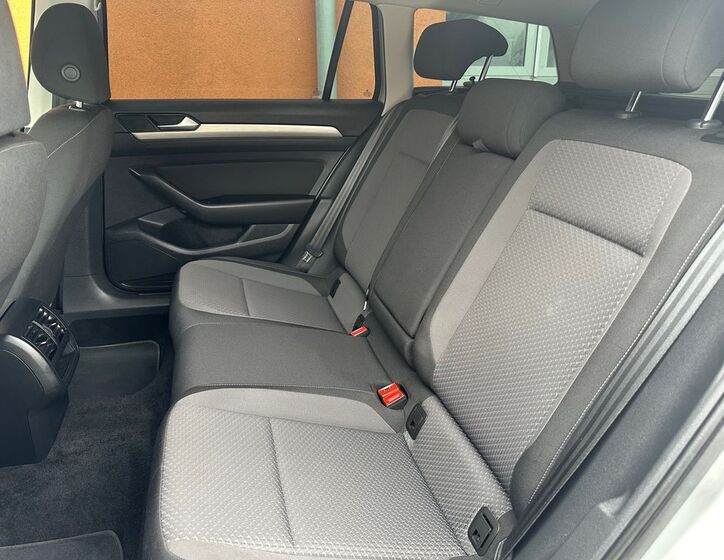 Volkswagen Passat 17