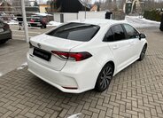 Toyota Corolla Sedan 1,5 l 92 kw