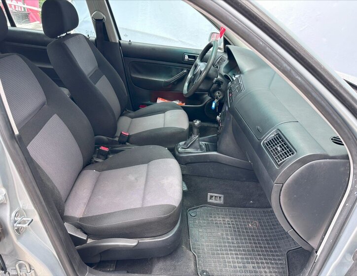 Volkswagen Golf Kombi 1,4 l 55 kw