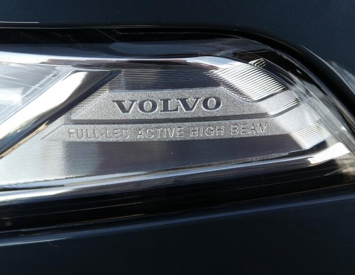 Volvo XC90 SUV / Terénní 2,0 l 173 kw