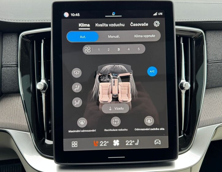 Volvo XC90 SUV / Terénní 2,0 l 184 kw