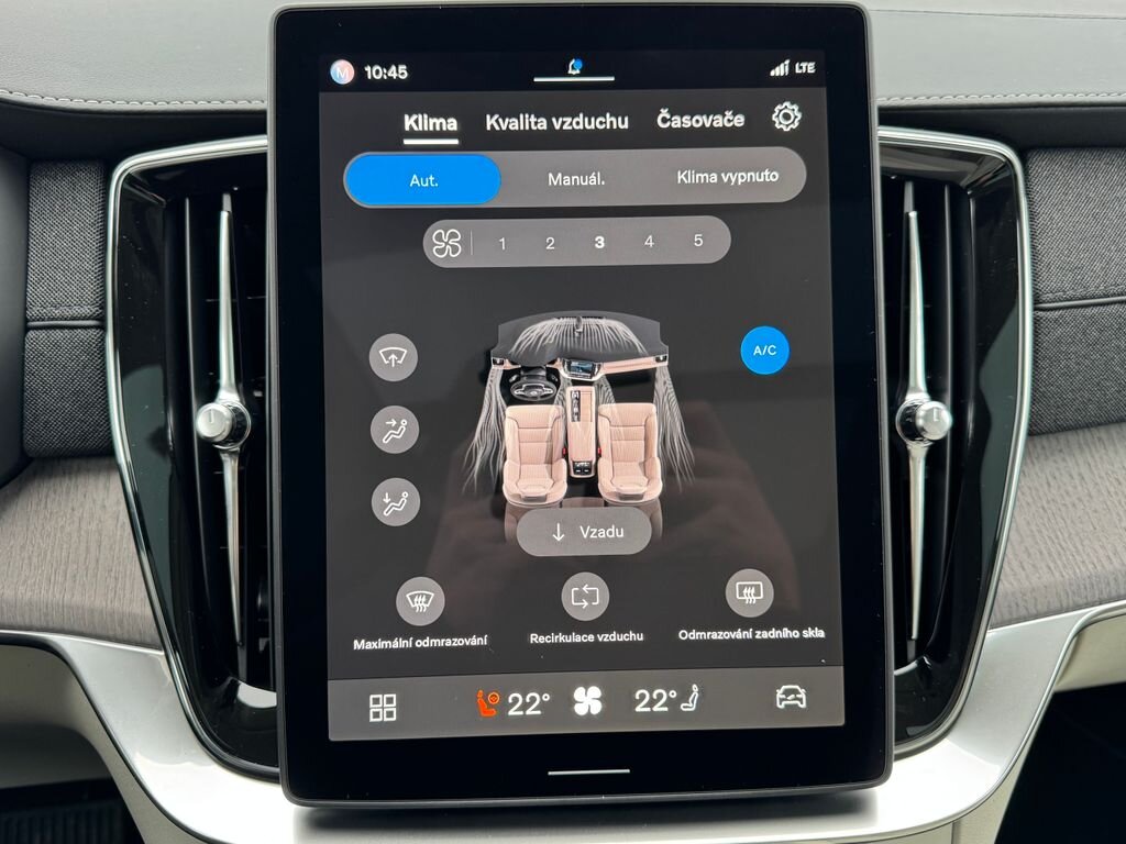 Volvo XC90 SUV / Terénní 2,0 l 184 kw