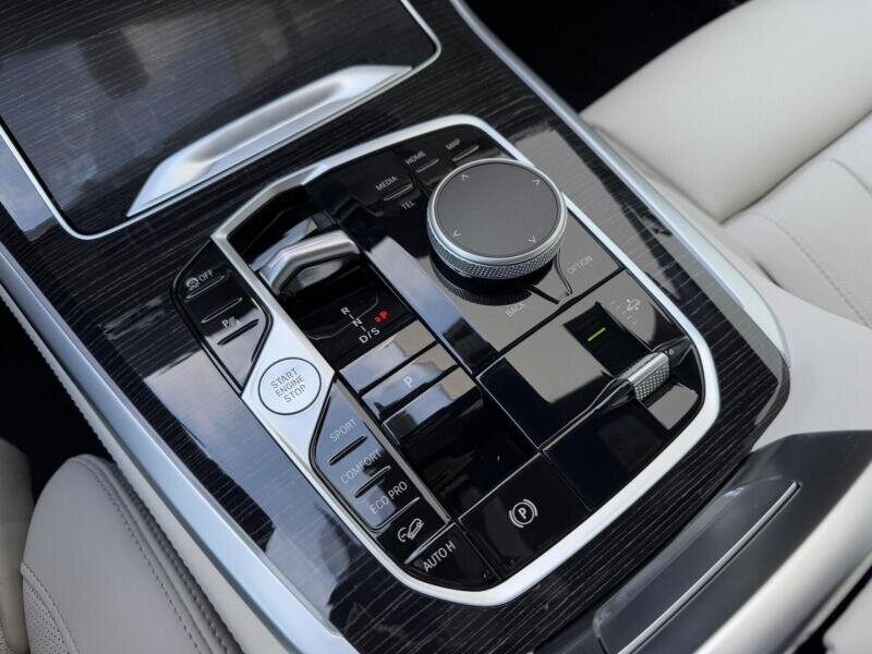 BMW X5 SUV 3,0 l 250 kw