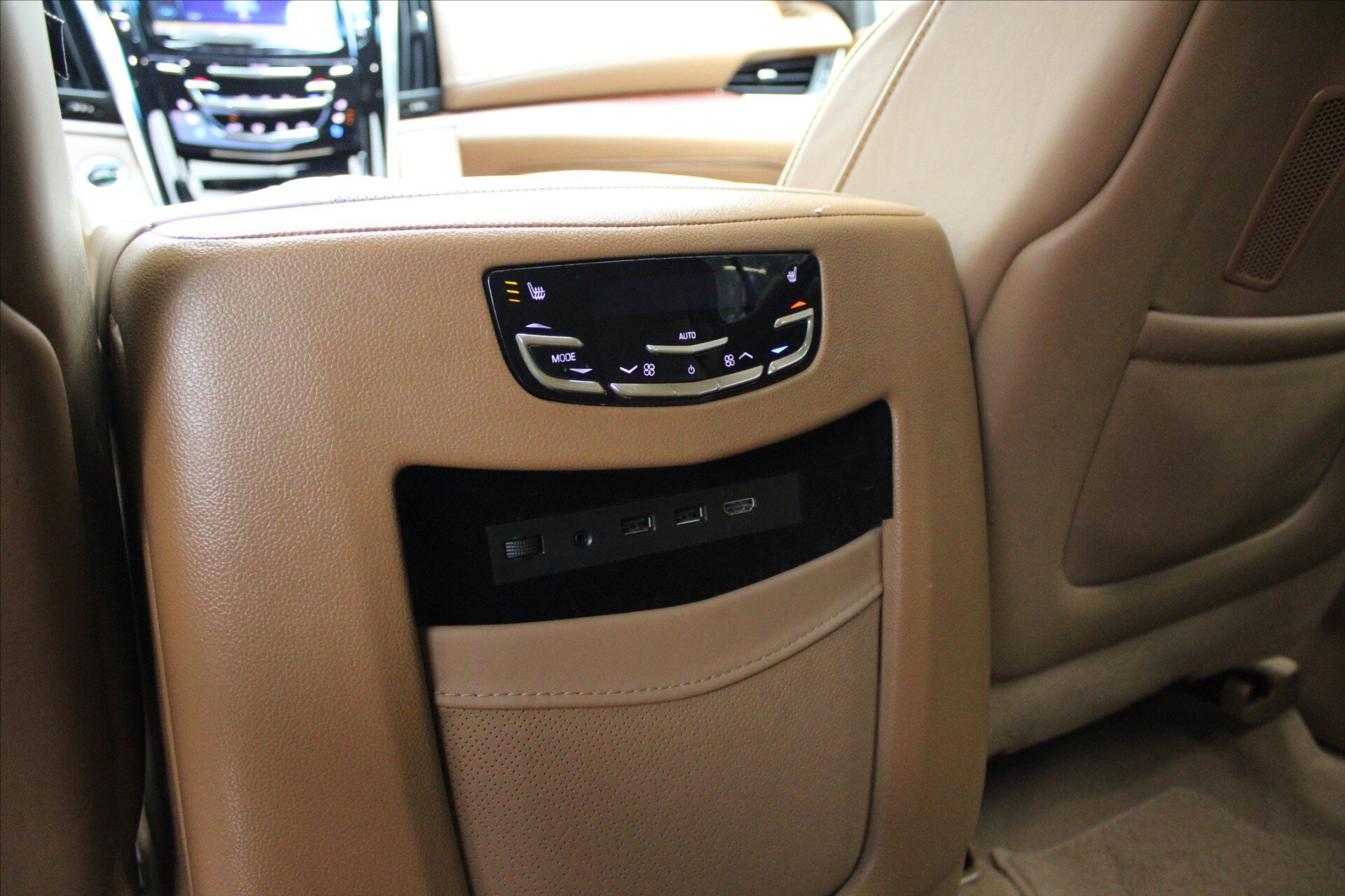 Cadillac Escalade Ostatní 6,2 l 313 kw