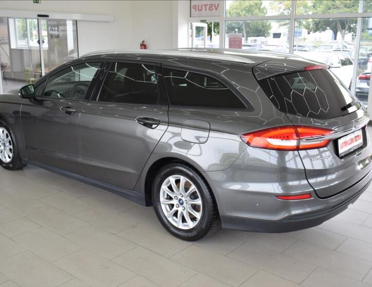 Ford Mondeo 8