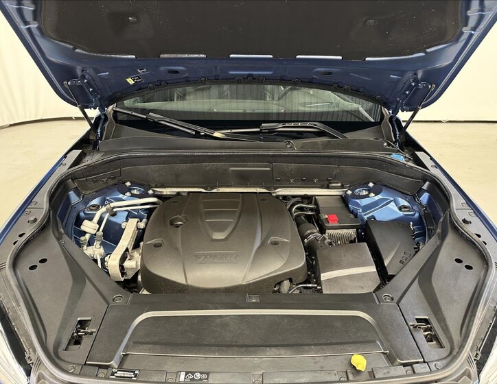 Volvo XC90 SUV 2,0 l 173 kw