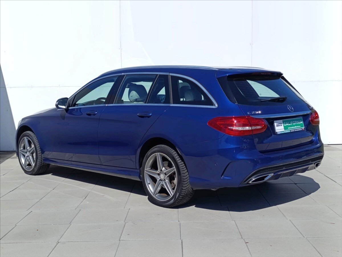 Mercedes-Benz Třídy C Kombi 2,1 l 150 kw